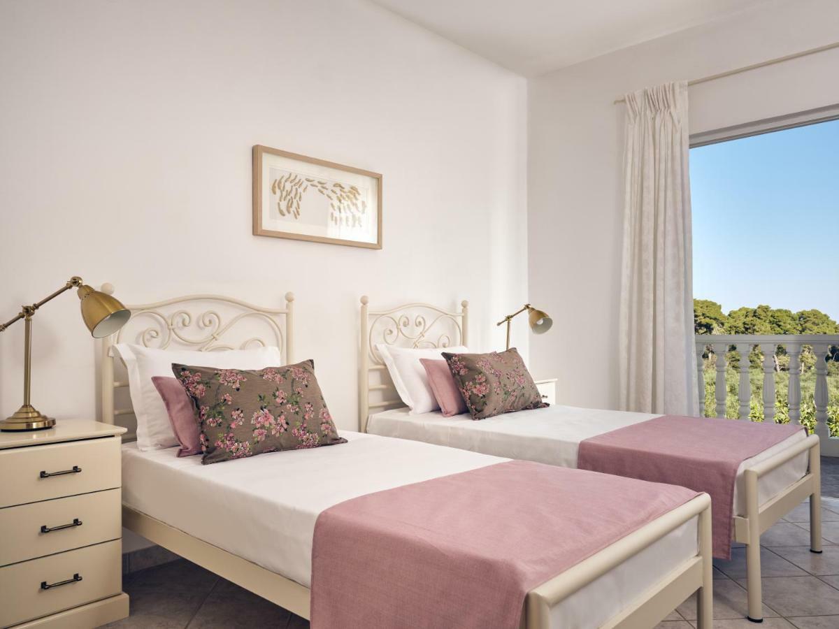 Villaggio Studios & Apartments Vasilikos  Bagian luar foto